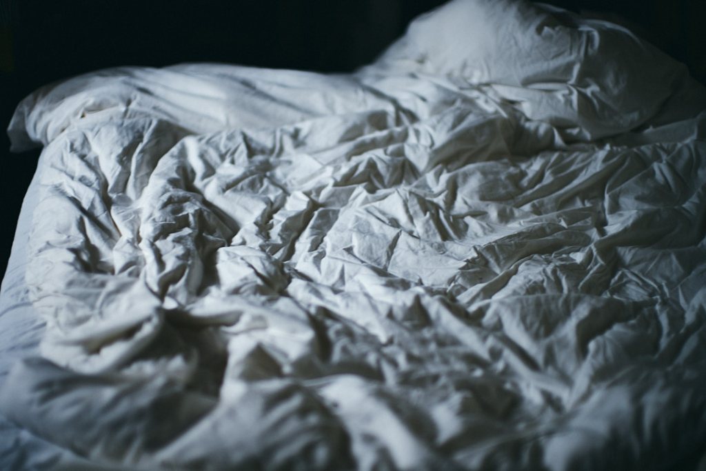 Embracing Solitude Vol.3: At night | 夜に